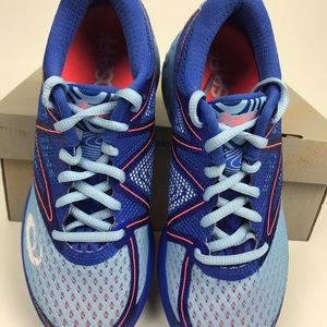 Women’s ASICS Noosa FF Sz 5.5 Gel